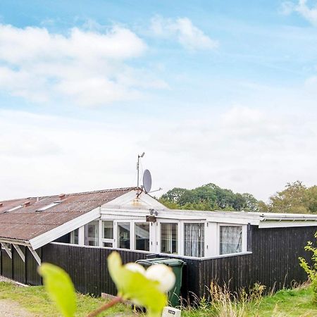 6 Person Holiday Home In R Nde Rønde Extérieur photo